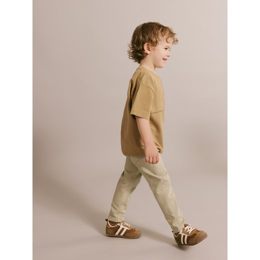 Reserved - Spodnie carrot fit - zielony ze sklepu Reserved w kategorii Spodnie chłopięce - zdjęcie 175151641