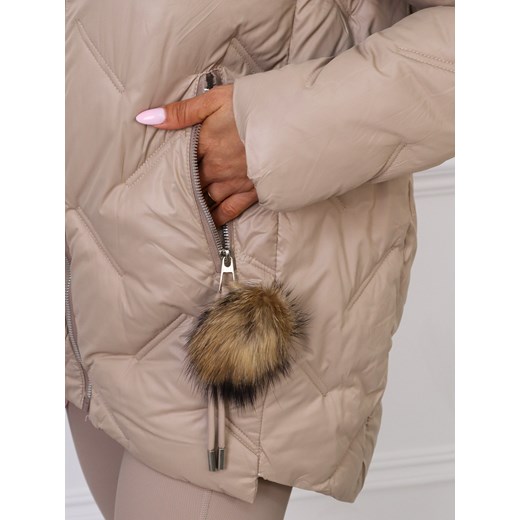 KURTKA PIKOWANA Z FUTERKIEM I OZDOBNYM BRYLOKIEM-BRĄZ Olika L olika.com.pl