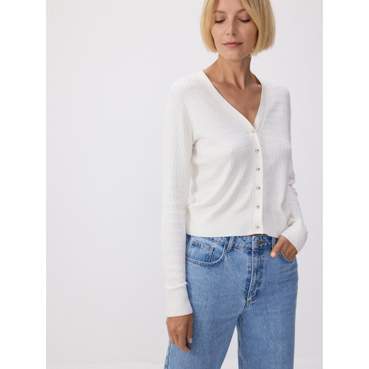Reserved - Strukturalny kardigan z wiskozą - złamana biel - id: 356BX-01X - marki Reserved - 175182832 Reserved - Strukturalny kardigan z wiskozą - złamana biel ze sklepu Reserved w kategorii Swetry damskie - zdjęcie 175182832
