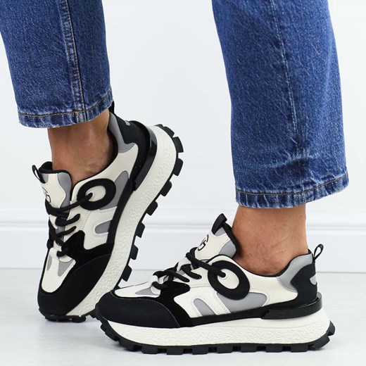 Czarne skórzane sneakersy damskie Vinceza 66710 ze sklepu suzana.pl w kategorii Buty sportowe damskie - zdjęcie 175190601