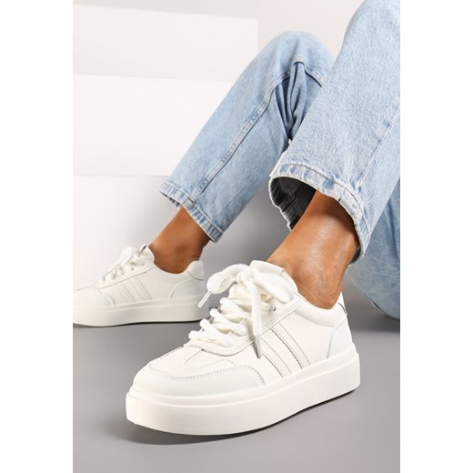 Białe Sneakersy na Grubej Podeszwie z Paskami i Sznurowaniem Tiariel ze sklepu born2be.pl w kategorii Buty sportowe damskie - zdjęcie 175218150