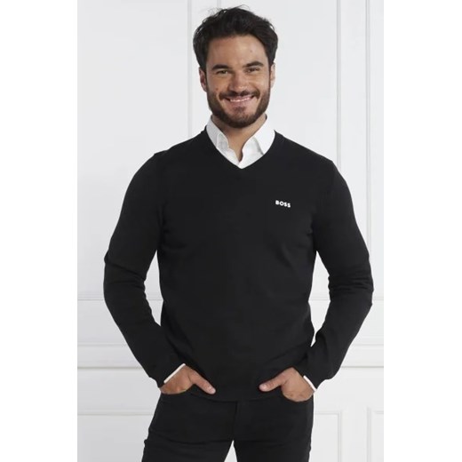 Sweter męski BOSS HUGO w serek