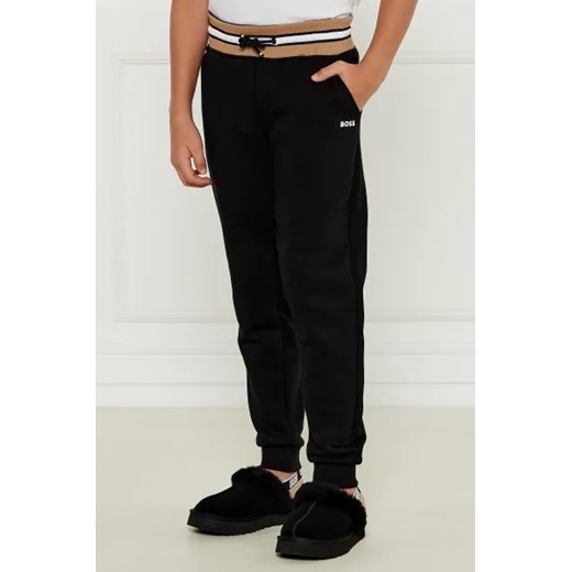BOSS Kidswear Spodnie dresowe | Regular Fit ze sklepu Gomez Fashion Store w kategorii Spodnie chłopięce - zdjęcie 175256892