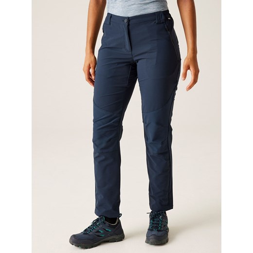 Regatta Spodnie funkcyjne &quot;Questra V&quot; w kolorze granatowym ze sklepu Limango Polska w kategorii Spodnie damskie - zdjęcie 175261294