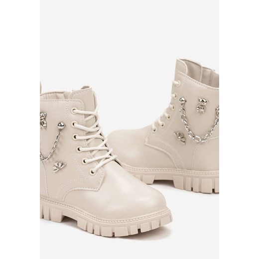 Beżowe Botki Ocieplone Futerkiem ze Srebrnymi Aplikacjami Oilisha Renee 35 renee.pl