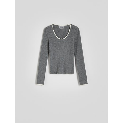 Sweter damski Reserved z dekoltem v