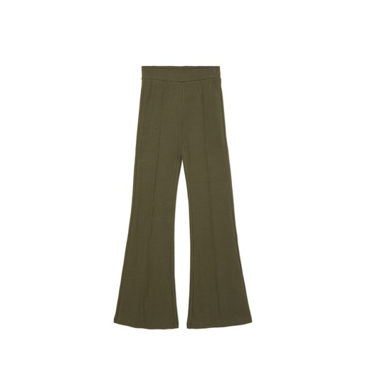 Cropp - Oliwkowe spodnie flare - zielony ze sklepu Cropp w kategorii Spodnie damskie - zdjęcie 175282682