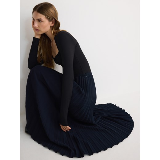 Spódnica Reserved wiosenna tkaninowa midi elegancka 