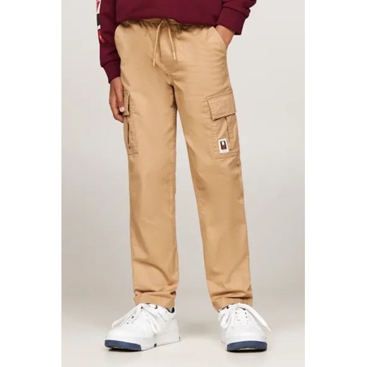 Tommy Hilfiger Spodnie | Loose fit ze sklepu Gomez Fashion Store w kategorii Spodnie chłopięce - zdjęcie 175310083
