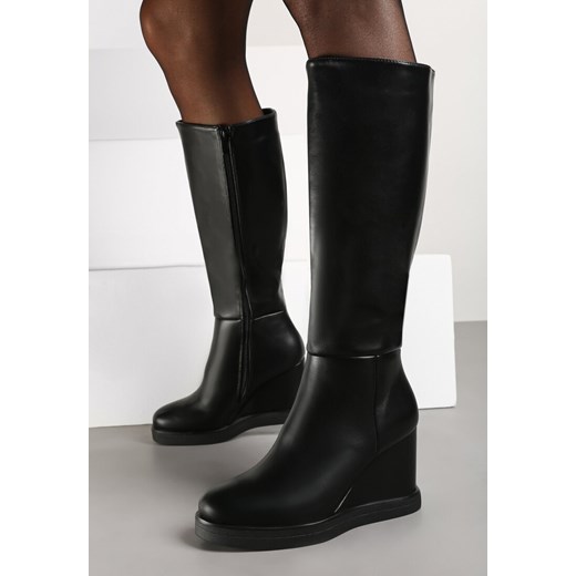 Czarne Klasyczne Kozaki na Koturnie Narini ze sklepu born2be.pl w kategorii Kozaki damskie - zdjęcie 175343683