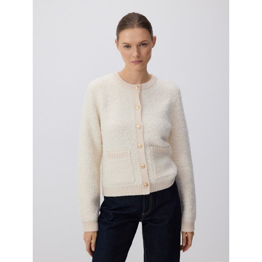 Reserved - Pudełkowy kardigan - kremowy ze sklepu Reserved w kategorii Swetry damskie - zdjęcie 175348761