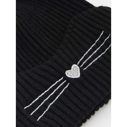 Reserved - Czapka z haftowanym kotem - czarny Reserved 5-9 lat Reserved