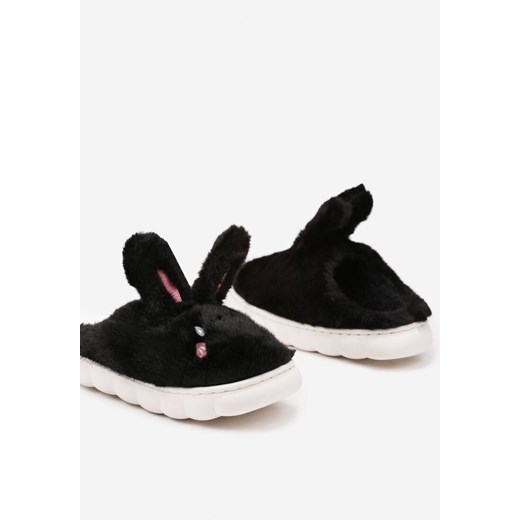 Czarne Kapcie Króliczki na Grubej Tłoczonej Podeszwie z Futerkiem Ecassavia 38-39 okazyjna cena born2be.pl