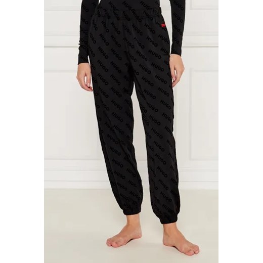Hugo Bodywear Spodnie dresowe | Regular Fit ze sklepu Gomez Fashion Store w kategorii Spodnie damskie - zdjęcie 175438523