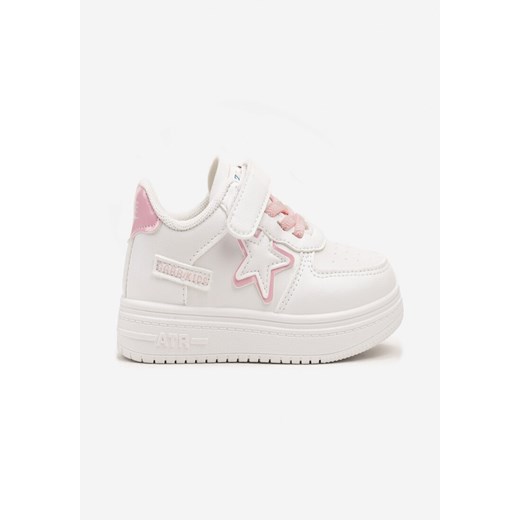 Biało-Różowe Płaskie Buty Sportowe Sneakersy ze Sznurowaniem i Gwiazdką Sialina ze sklepu born2be.pl w kategorii Buty sportowe dziecięce - zdjęcie 175440104
