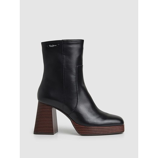 Pepe Jeans FOOTWEAR Botki &quot;Abba Wood&quot; w kolorze czarnym ze sklepu Limango Polska w kategorii Botki - zdjęcie 175442983