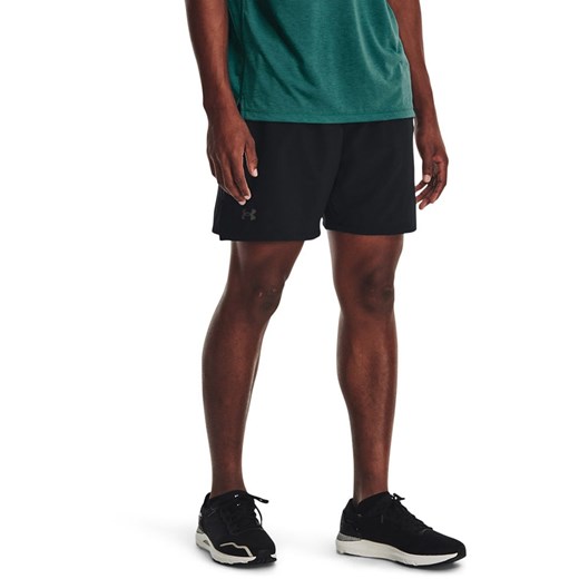 Under Armour Szorty sportowe &quot;Launch&quot; w kolorze czarnym Under Armour M okazyjna cena Limango Polska