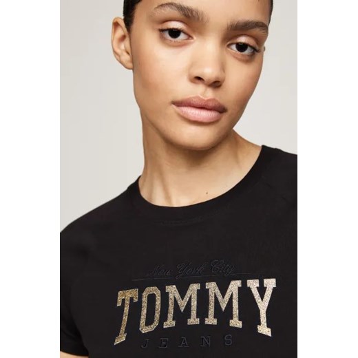 Czarna bluzka damska Tommy Jeans z okrągłym dekoltem młodzieżowa bawełniana