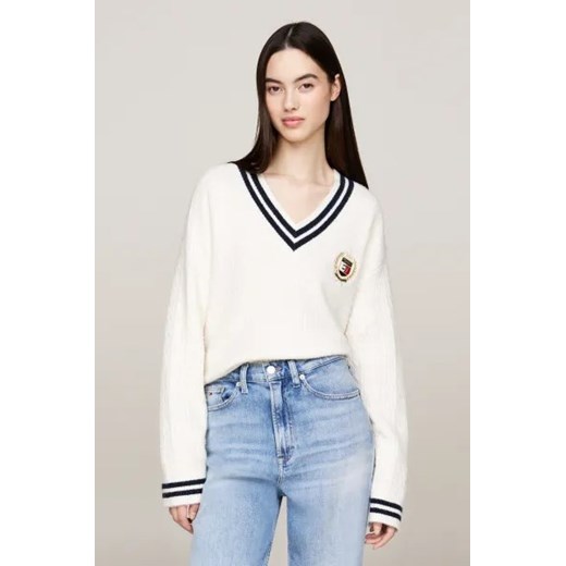 Tommy Jeans Sweter | Regular Fit ze sklepu Gomez Fashion Store w kategorii Swetry damskie - zdjęcie 175475451