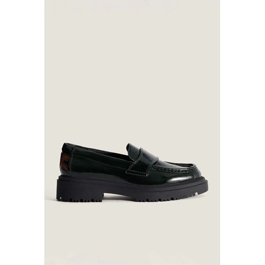 Hoff mokasyny MOCASIN SCHOOL CAQUI damskie kolor zielony na płaskim obcasie 22428002 SCHOOL ze sklepu ANSWEAR.com w kategorii Mokasyny damskie - zdjęcie 175492530