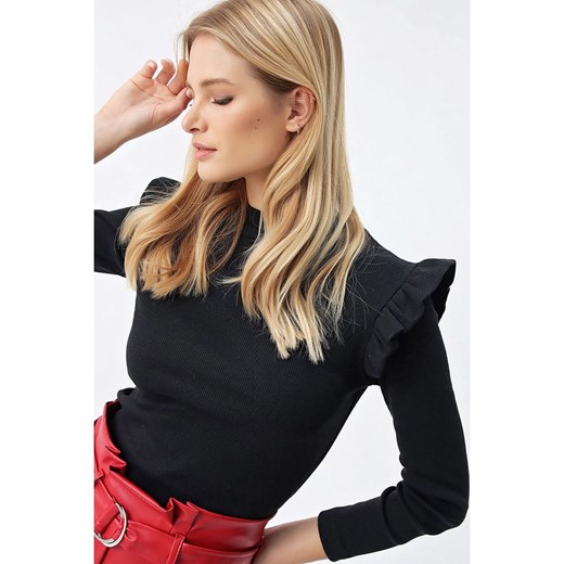 Trend Alacati Sweter w kolorze czarnym Trend Alacati M promocyjna cena Limango Polska