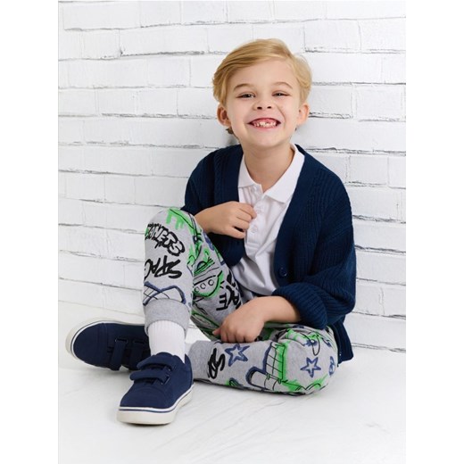 Sinsay - Spodnie dresowe - szary - id: 130AY-85M - marki Sinsay - 175524174 Sinsay - Spodnie dresowe - szary ze sklepu Sinsay w kategorii Spodnie chłopięce - zdjęcie 175524174