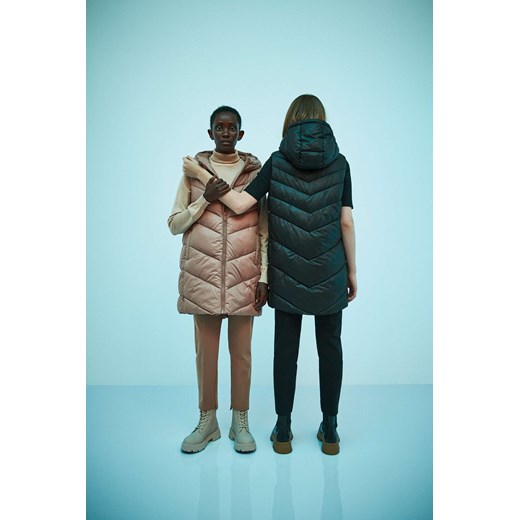 Pikowana kamizelka z kapturem XL okazyjna cena Moodo.pl