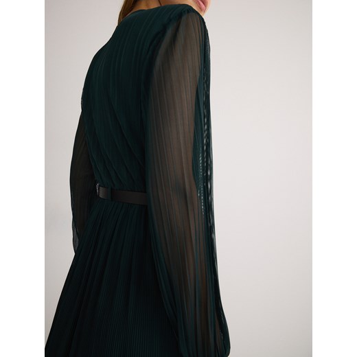 Reserved - Plisowana sukienka z paskiem - morski Reserved XS Reserved