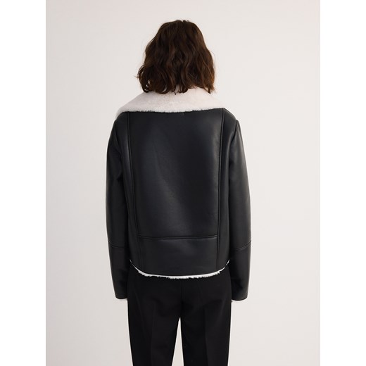 Reserved - Kurtka z kożuchem - czarny Reserved S Reserved