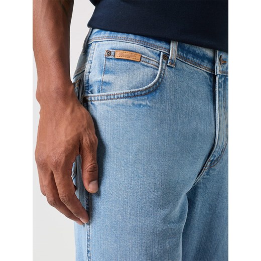 Jeansy męskie niebieskie Wrangler casual