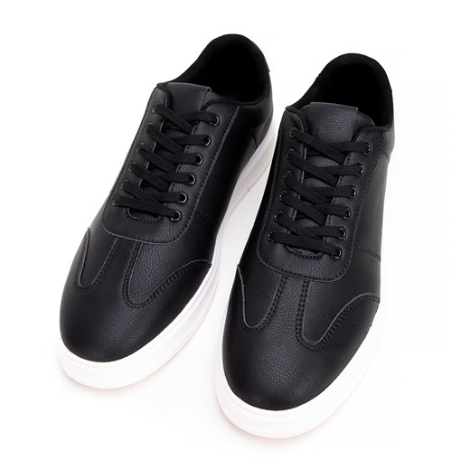 Męskie sneakersy z ekoskóry klasyczne czarne ze sklepu WITTCHEN w kategorii Buty sportowe męskie - zdjęcie 175563511