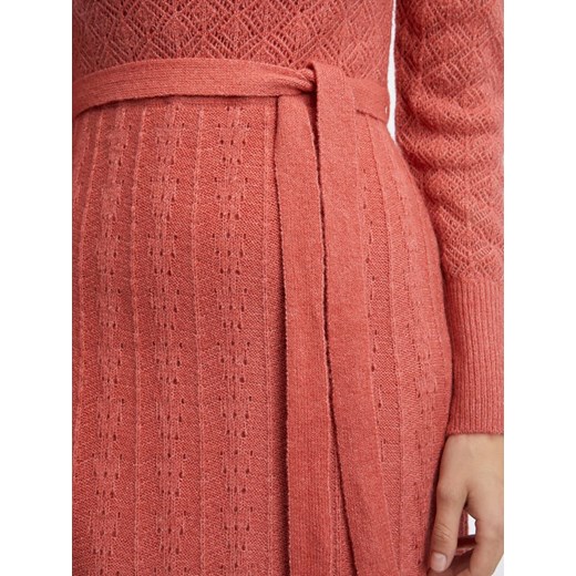 orsay Sukienka dzianinowa w kolorze koralowym L okazyjna cena Limango Polska