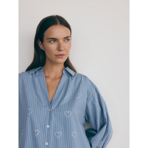 Reserved - Koszula z błyszczącymi aplikacjami - jasnoniebieski Reserved XL Reserved