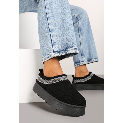 Czarne Śniegowce na Platformie z Niską Cholewką i Haftem Zinnorea ze sklepu renee.pl w kategorii Śniegowce damskie - zdjęcie 175615323