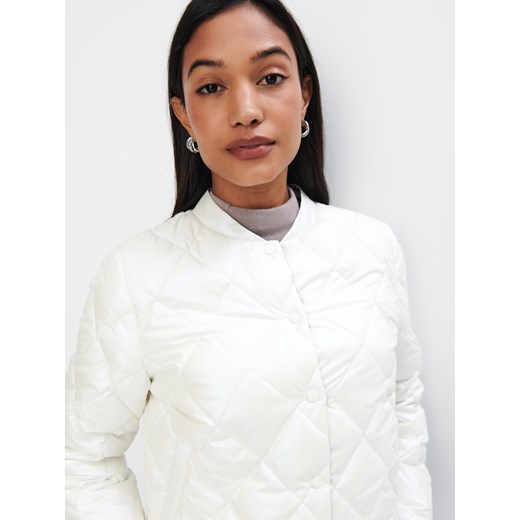 Kurtka damska Mohito bez kaptura krótka casualowa 