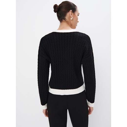 Sweter damski Mohito w serek 