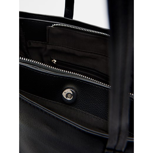 Cropp - Torebka shopper z etui na karty - czarny Cropp Uniwersalny promocyjna cena Cropp