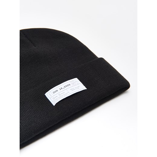 Cropp - Czapka z naszywką - czarny Cropp Uniwersalny okazja Cropp