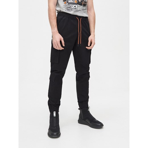 Cropp - Joggery cargo - czarny Cropp 30 Cropp okazja