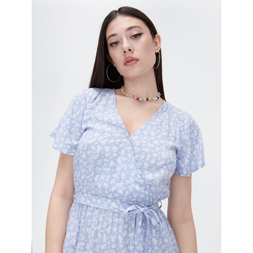 Cropp - Niebieska sukienka w kwiaty - niebieski Cropp XS wyprzedaż Cropp