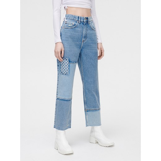 Cropp - Patchworkowe jeansy straight - niebieski Cropp 42 promocja Cropp