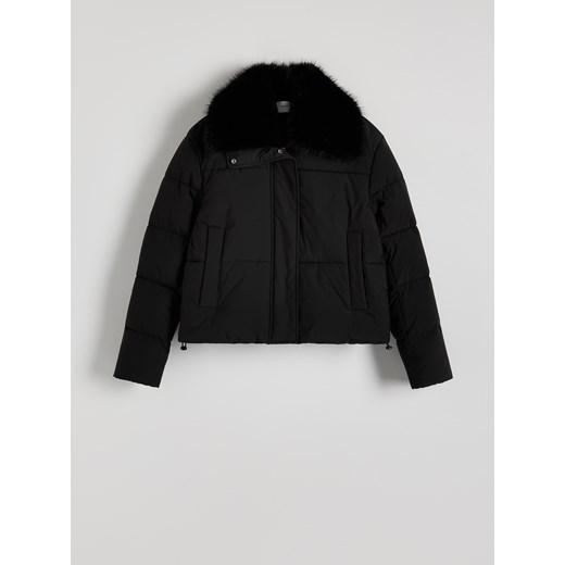 Reserved - Kurtka z futrzanym kołnierzem - czarny Reserved XS Reserved