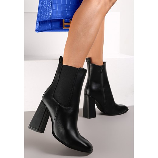 Czarne Botki na Słupku z Kwadratowym Noskiem Peninnah Renee 41 renee.pl