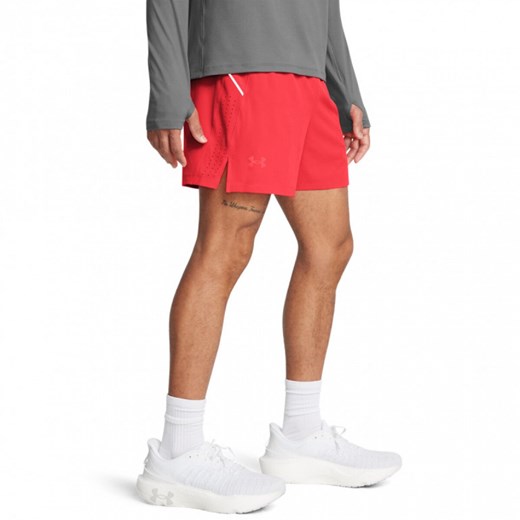 Męskie spodenki do biegania Under Armour UA Launch Pro 5\'\' Shorts - czerwone ze sklepu Sportstylestory.com w kategorii Spodenki męskie - zdjęcie 175870172