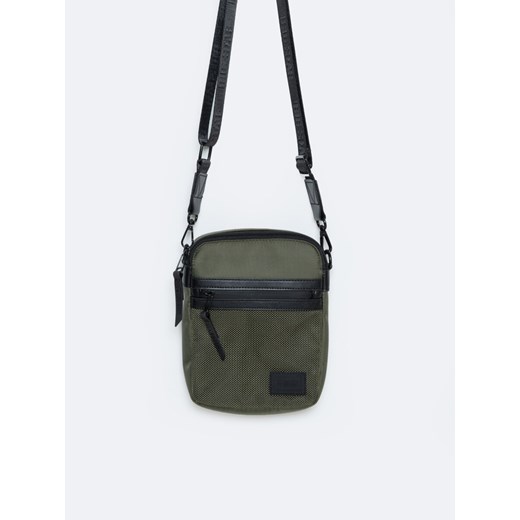 Torba męska typu crossbody khaki Wotino 303 ze sklepu Big Star w kategorii Torby męskie - zdjęcie 175872791