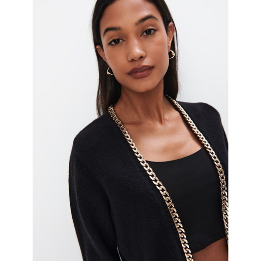 Sweter damski czarny Mohito casualowy z dekoltem w literę v 