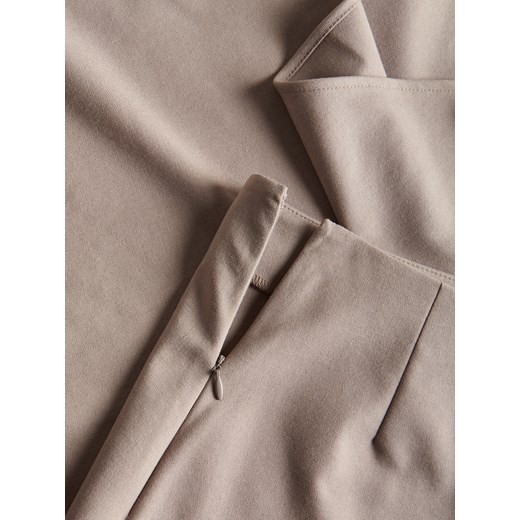 Reserved - Asymetryczna spódnica z domieszką wełny - brązowy Reserved M Reserved