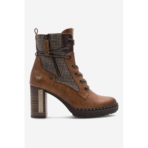 Botki Mustang na obcasie 