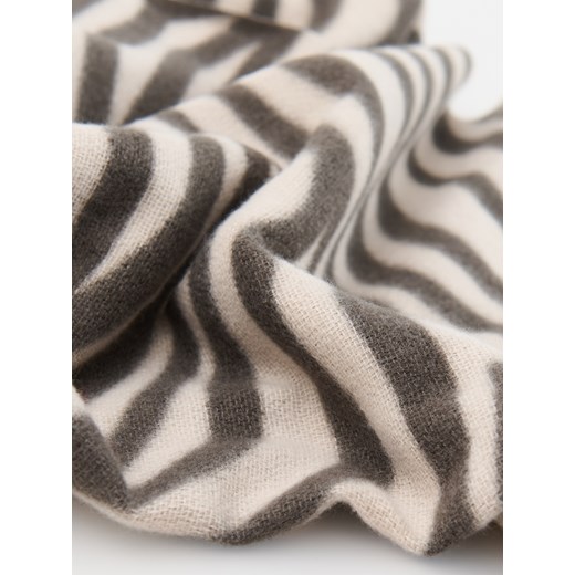 Szalik/chusta Reserved czarny casual 