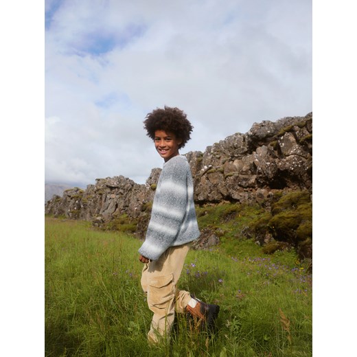 Reserved - Bawełniane joggery cargo - beżowy ze sklepu Reserved w kategorii Spodnie chłopięce - zdjęcie 176024310